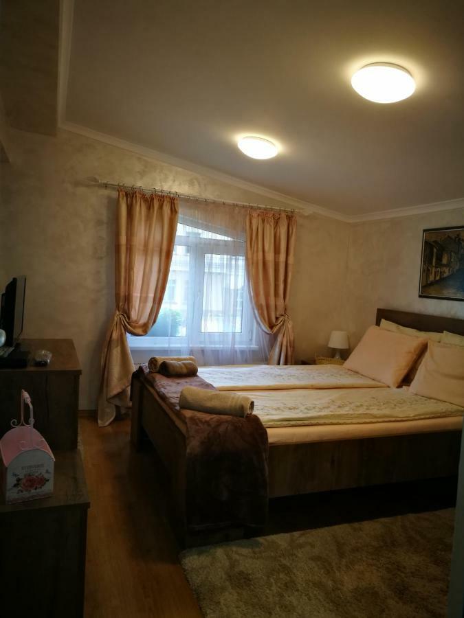 Hotel Paradise Sofia Esterno foto